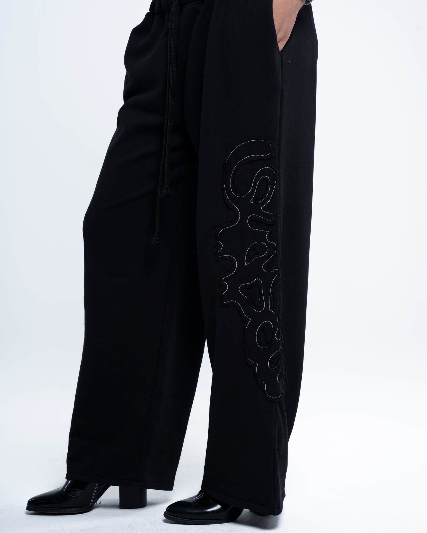 Shadow black pants